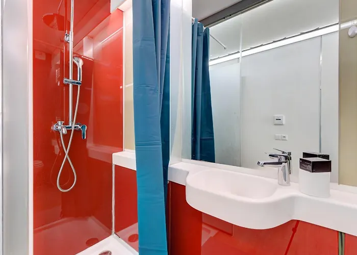 31 - Le Lokup - Wifi - Proche Tram * Реймс